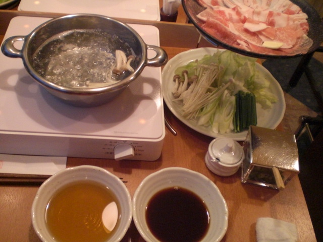 MOMO_81E_93_E7_83Z_83b_83g.jpg