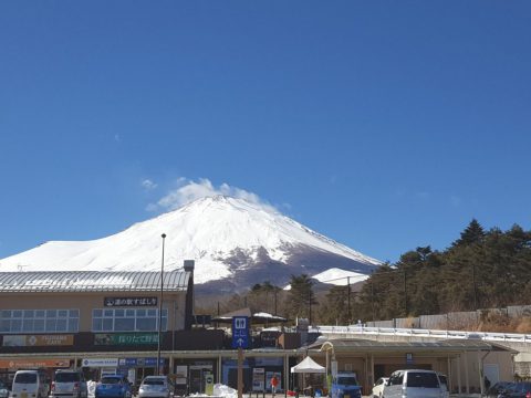 ばしり駐車場からの富士山