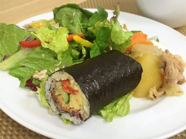 幸せ野菜ランチ_野菜たっぷり恵方巻き